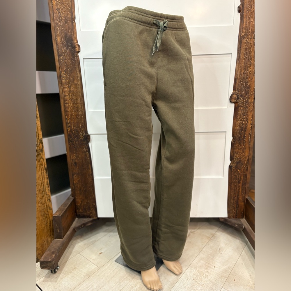 Real Essentials Men's Pants Olive Green Size Large 100% Polyester Athletic